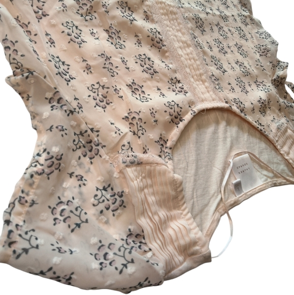 Lauren Conrad Sz. L Blouse - Picture 4 of 4